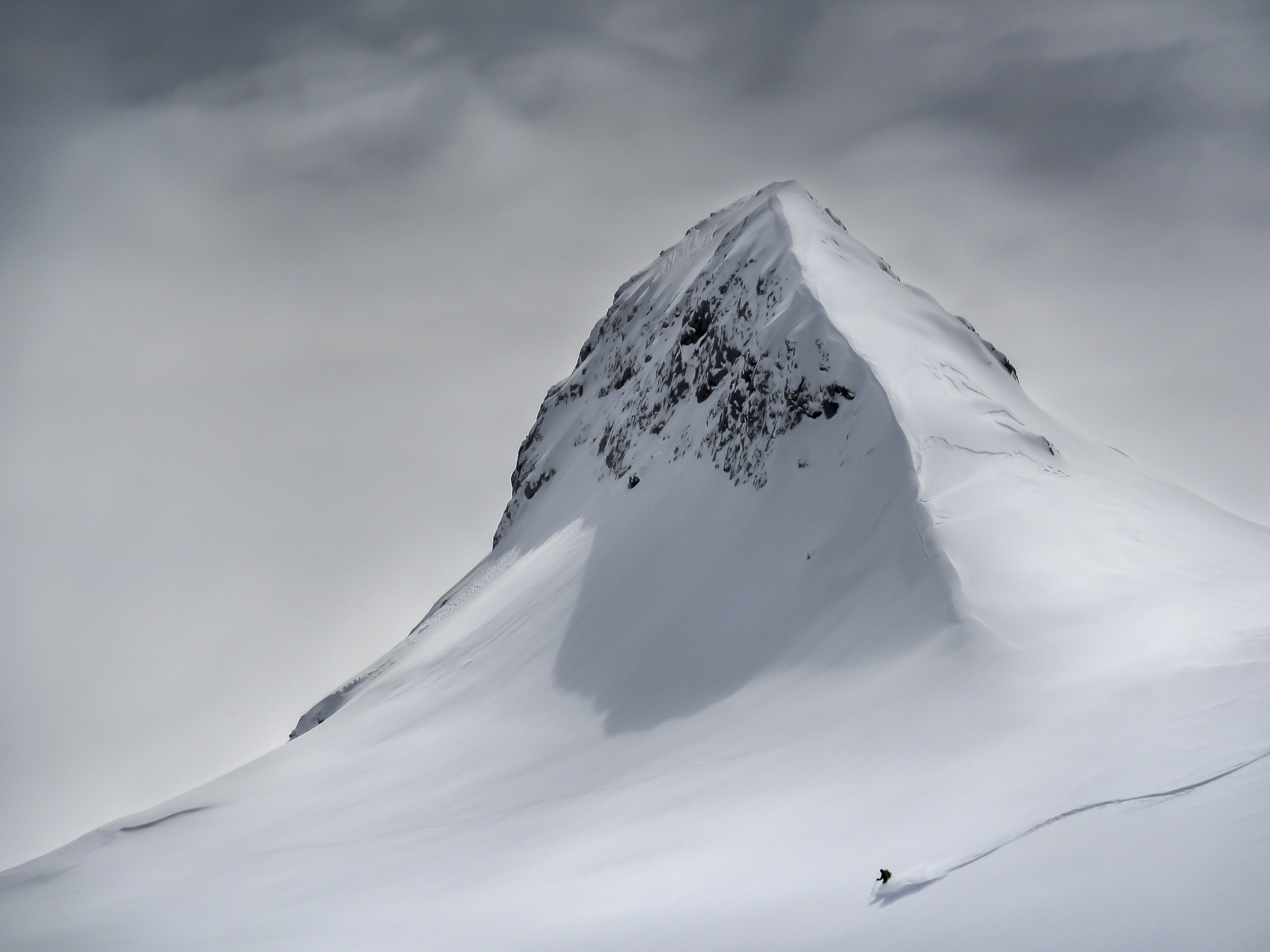 Skier heading down a mountain slope in Slovenia (Colin Ronald, Austria)